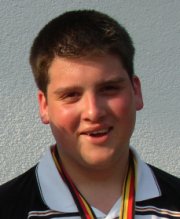 ... befindet sich auch der junge Wetzlarer Spitzenkegeler Patrick Petschel.